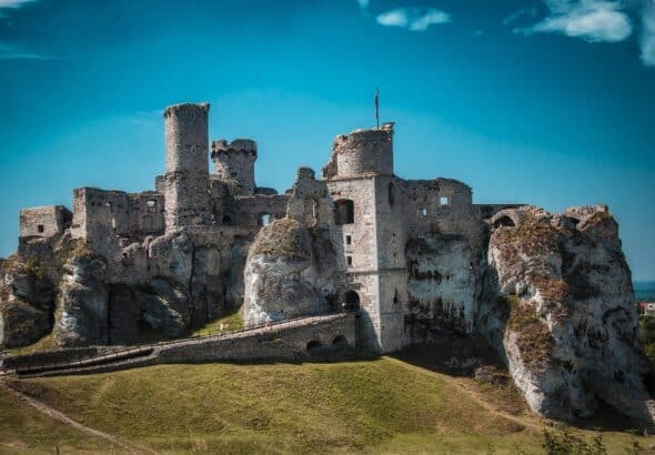zamek_ogrodzieniec_4